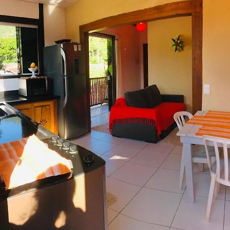 Casa No Centro Da Ilhabela - Vila - Sp Экстерьер фото